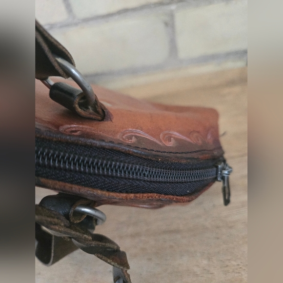 Vintage Stamped Leather Bag - Picture 5 of 11
